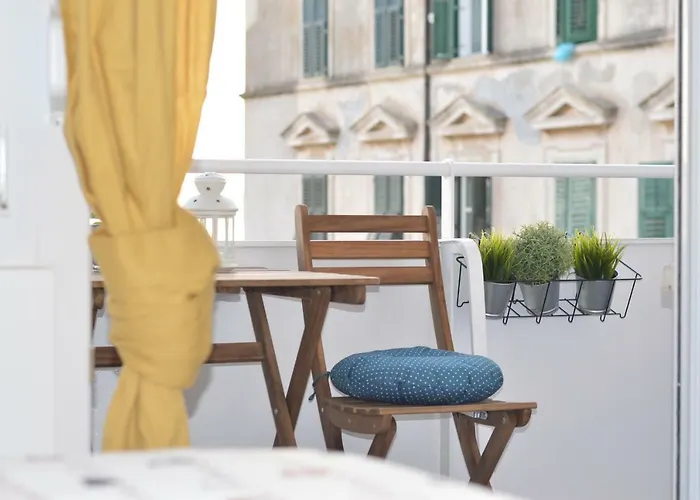 Nora 3* Ζαντάρ