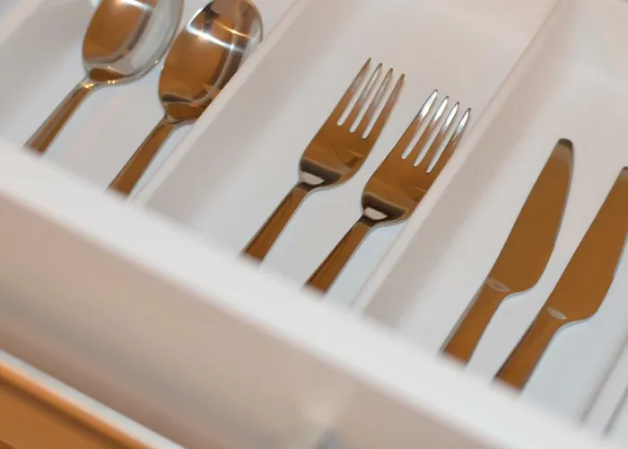 Nora 3* Ζαντάρ